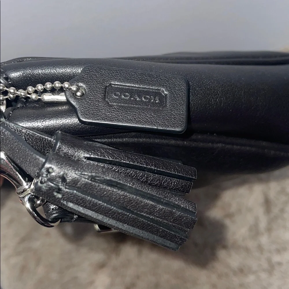 Coach ‘Legacy’ Large Leather Clutch - Picture 5 of 14